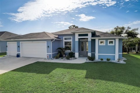 Villa ou maison à vendre à Rotonda, Floride: 3 chambres, 184.97 m2 № 1067221 - photo 1