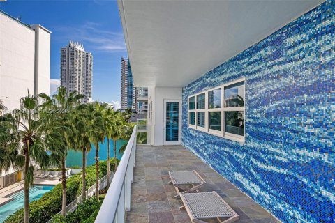 Condominio en venta en Miami Beach, Florida, 3 dormitorios, 204.66 m2 № 1391588 - foto 26