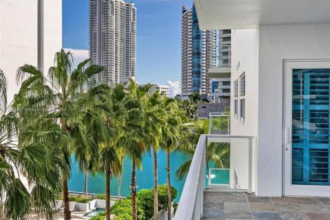 Condominio en venta en Miami Beach, Florida, 3 dormitorios, 204.66 m2 № 1391588 - foto 28