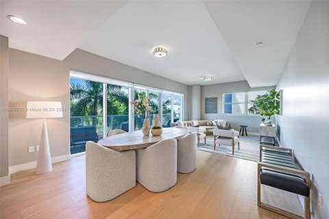 Condominio en venta en Miami Beach, Florida, 3 dormitorios, 204.66 m2 № 1391588 - foto 4