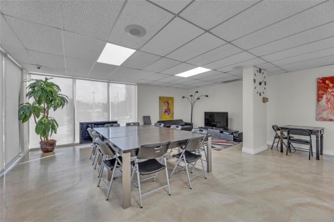 Condo in Fort Lauderdale, Florida, 2 bedrooms  № 1210556 - photo 7