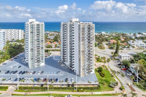 Condominio en venta en Fort Lauderdale, Florida, 2 dormitorios, 111.48 m2 № 1210556 - foto 4