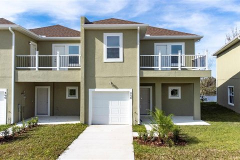 Adosado en venta en Davenport, Florida, 4 dormitorios, 189.06 m2 № 1245471 - foto 1