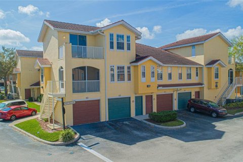 Copropriété à vendre à Orlando, Floride: 2 chambres, 113.25 m2 № 1061612 - photo 1