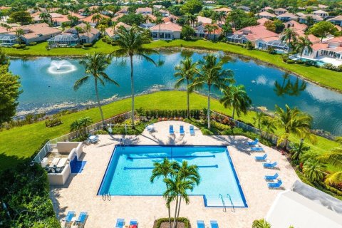 Villa ou maison à vendre à Palm Beach Gardens, Floride: 4 chambres, 284.47 m2 № 1091812 - photo 2