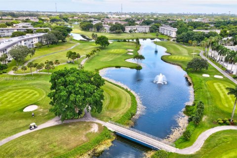 Condo in Coconut Creek, Florida, 2 bedrooms  № 1029237 - photo 29