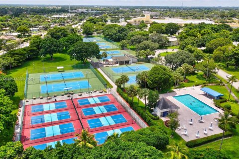 Condo in Coconut Creek, Florida, 2 bedrooms  № 1029237 - photo 27