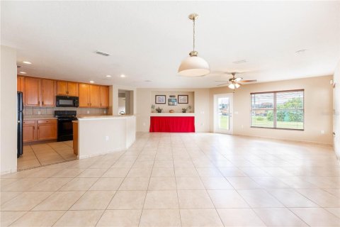 Villa ou maison à vendre à Kissimmee, Floride: 3 chambres, 207.82 m2 № 1297058 - photo 20