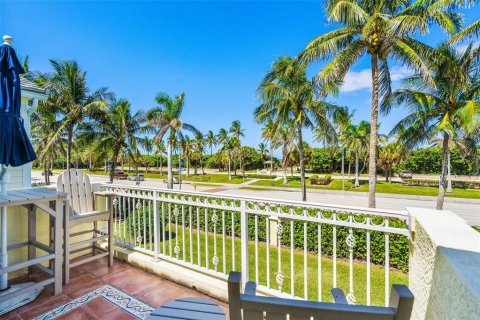 Villa ou maison à vendre à Hutchinson Island South, Floride: 3 chambres, 170.94 m2 № 1299888 - photo 3