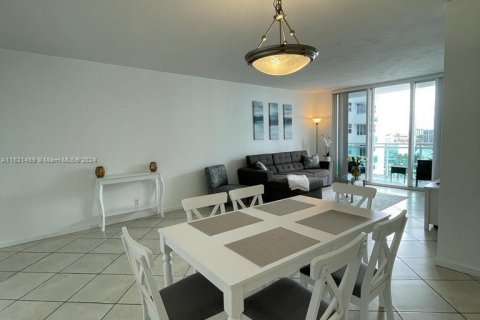 Copropriété à vendre à Hollywood, Floride: 1 chambre, 75.9 m2 № 1242327 - photo 4