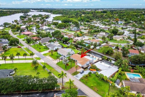 Villa ou maison à vendre à Lake Worth, Floride: 3 chambres, 187.01 m2 № 1226785 - photo 3