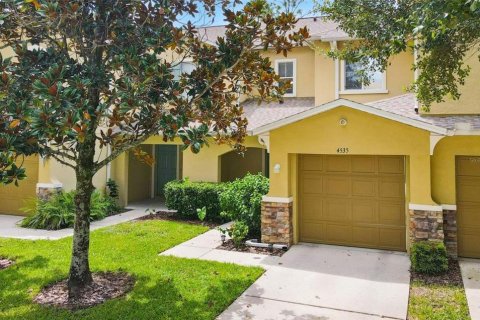 Townhouse in Tampa, Florida 2 bedrooms, 126.72 sq.m. № 1052986 - photo 17