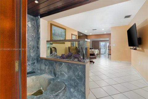 Villa ou maison à vendre à Miami, Floride: 3 chambres, 122.17 m2 № 1331666 - photo 7