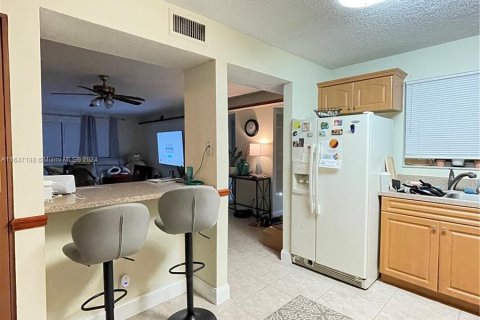 Copropriété à vendre à Coral Springs, Floride: 3 chambres, 117.06 m2 № 1333574 - photo 3