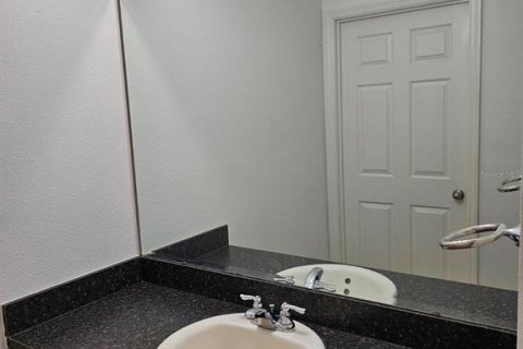 Touwnhouse à vendre à Kissimmee, Floride: 4 chambres, 184.41 m2 № 1322029 - photo 6