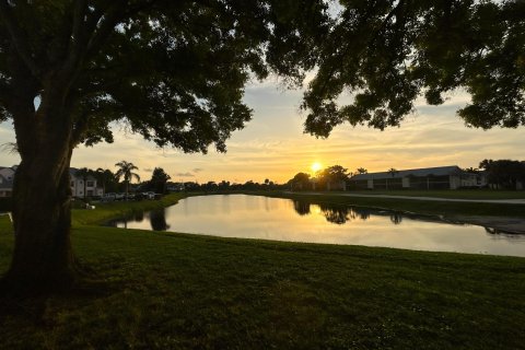 Condo in Jupiter, Florida, 2 bedrooms  № 1061430 - photo 4