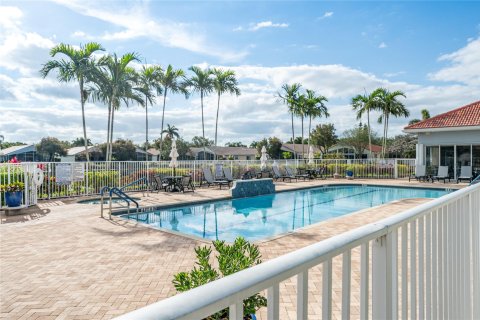 Villa ou maison à vendre à Boynton Beach, Floride: 3 chambres, 217.86 m2 № 1097850 - photo 1