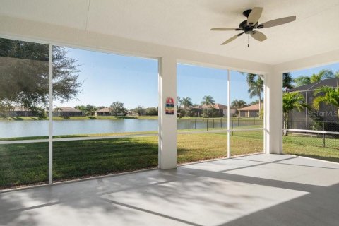 House in Naples, Florida 3 bedrooms, 173.91 sq.m. № 1194028 - photo 21