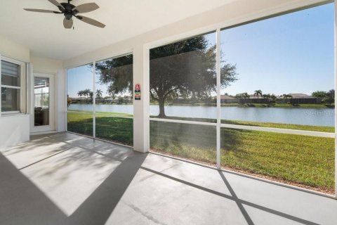 House in Naples, Florida 3 bedrooms, 173.91 sq.m. № 1194028 - photo 22