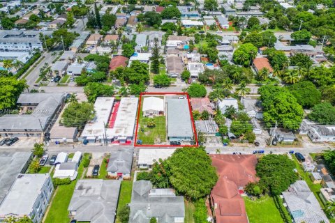 Immobilier commercial à vendre à Hollywood, Floride: 97.45 m2 № 1043852 - photo 28