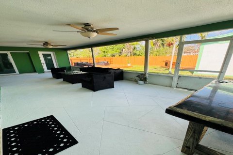 Casa en venta en Dania Beach, Florida, 2 dormitorios, 160.54 m2 № 1076932 - foto 19