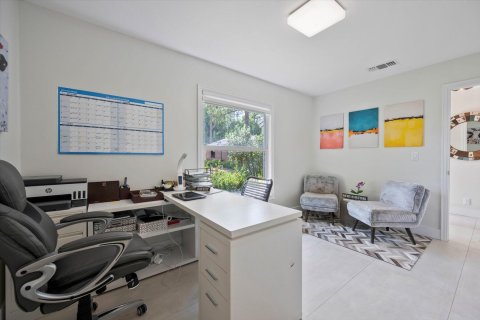 Casa en venta en Lake Worth, Florida, 4 dormitorios, 242.2 m2 № 1070308 - foto 26