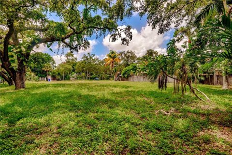 Купить земельный участок в Форт-Лодердейл, Флорида № 1054652 - фото 2