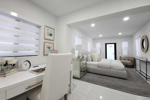 Casa en venta en Miami, Florida, 3 dormitorios, 174.28 m2 № 1329127 - foto 16