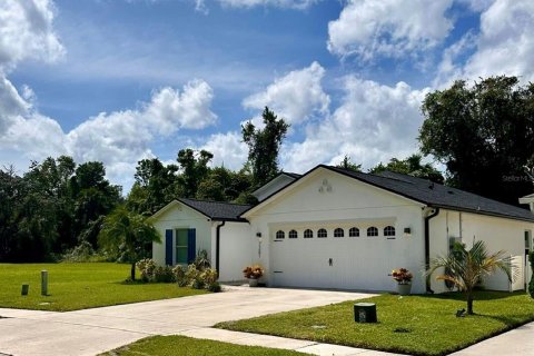 House in Davenport, Florida 3 bedrooms, 174.66 sq.m. № 1394158 - photo 12