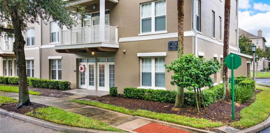 Condominio en Celebration, Florida, 3 dormitorios  № 1393850