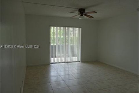 Condo in Deerfield Beach, Florida, 2 bedrooms  № 1351898 - photo 3