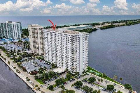 Copropriété à louer à Sunny Isles Beach, Floride: 1 chambre, 70.79 m2 № 1351901 - photo 22