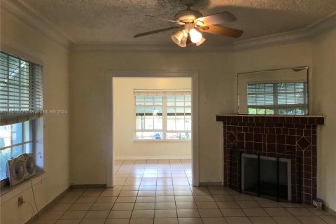 Immobilier commercial à vendre à Miami, Floride: 315.12 m2 № 1319031 - photo 17