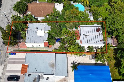 Immobilier commercial à vendre à Miami, Floride: 315.12 m2 № 1319031 - photo 3