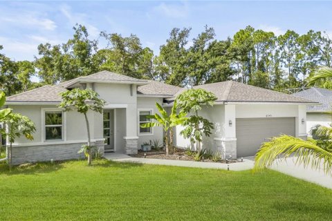 Villa ou maison à vendre à North Port, Floride: 3 chambres, 155.98 m2 № 1288173 - photo 2