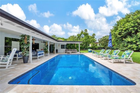 Villa ou maison à vendre à Miami, Floride: 4 chambres, 428.28 m2 № 1351904 - photo 21