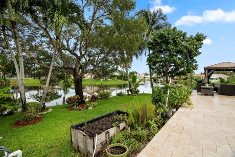 Casa en venta en Davie, Florida, 4 dormitorios, 137.4 m2 № 1331456 - foto 4