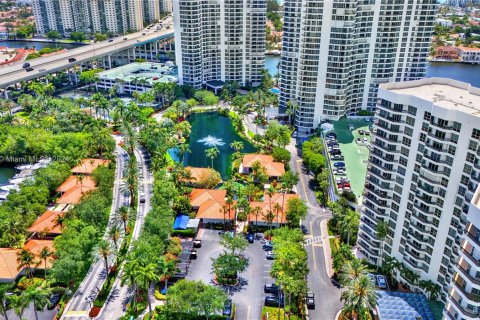 Condo in Aventura, Florida, 1 bedroom  № 1357311 - photo 29