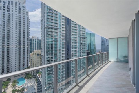 Condo in Miami, Florida, 2 bedrooms  № 1356766 - photo 9