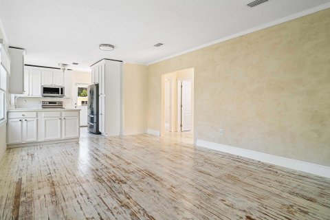 Immobilier commercial à vendre à West Palm Beach, Floride: 171.03 m2 № 1207707 - photo 4