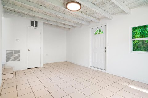 Immobilier commercial à vendre à West Palm Beach, Floride: 171.03 m2 № 1207707 - photo 18