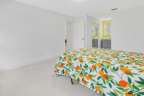 Casa en venta en Hobe Sound, Florida, 2 dormitorios, 120.68 m2 № 1035841 - foto 13
