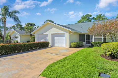 Villa ou maison à vendre à Hobe Sound, Floride: 2 chambres, 120.68 m2 № 1035841 - photo 3