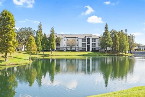 Appartement à louer à Riverview, Floride: 2 chambres, 86.12 m2 № 1357674 - photo 1