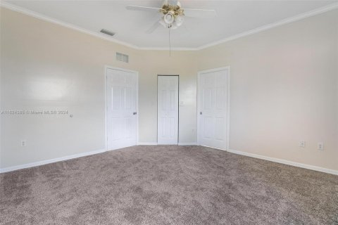 Townhouse in Cutler Bay, Florida 3 bedrooms, 143.07 sq.m. № 1281223 - photo 23