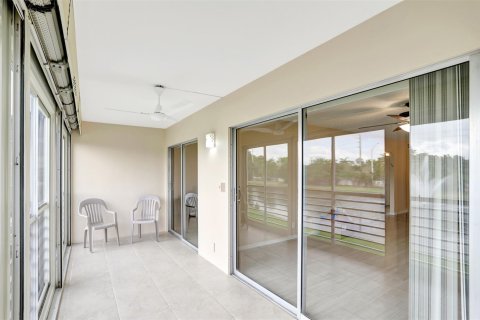Condominio en venta en Coconut Creek, Florida, 2 dormitorios, 107.3 m2 № 1073612 - foto 10