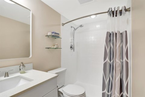 Condominio en venta en Coconut Creek, Florida, 2 dormitorios, 107.3 m2 № 1073612 - foto 9