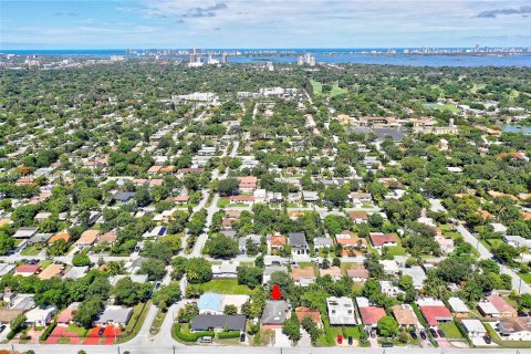 Propiedad comercial en venta en Miami, Florida, 162.21 m2 № 1233766 - foto 5