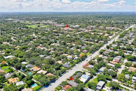 Immobilier commercial à vendre à Miami, Floride: 162.21 m2 № 1233766 - photo 8