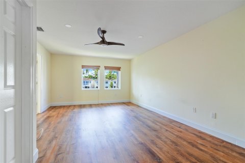 Casa en venta en Aventura, Florida, 4 dormitorios, 214.33 m2 № 1080691 - foto 11